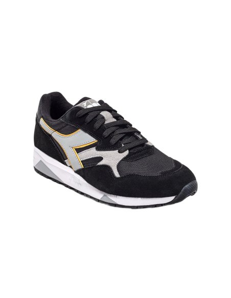 N902 Scarpa Uomo Con Lacci Diadora